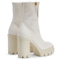 KOKEBI - White - Boots