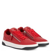 GZ94 - Red - Low-top sneakers