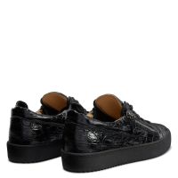 FRANKIE: Low-top sneakers Black | Giuseppe Zanotti