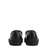 GZ-KOBE: Low-top sneakers Black | Giuseppe Zanotti