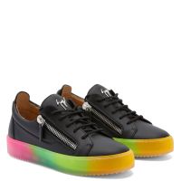 GAIL - Black - Low top sneakers