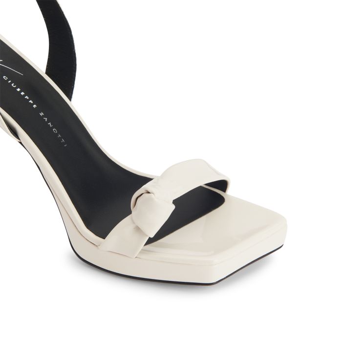 NEFERTITE KNOT - White - Sandals