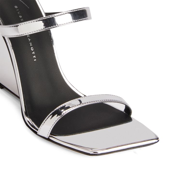 LILII BOREA - Silver - Sandals