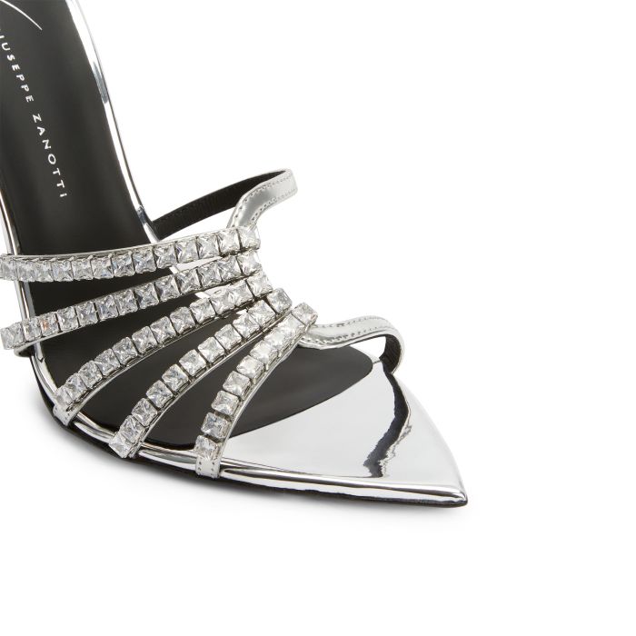 INTRIIGO BAGUETTE - Silver - Sandals