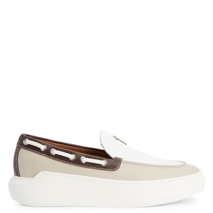 CONLEY STRING - White - Loafers