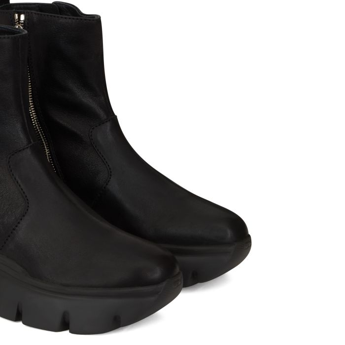 APOCALYPSE ZIP - Boots - Black | Giuseppe Zanotti - USA