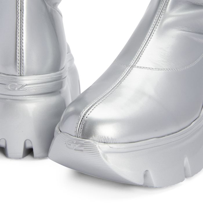 APOCALYPSE GLOSS - Silver - Boots