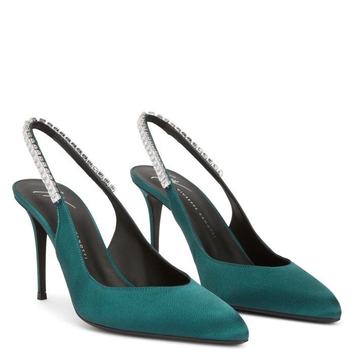 Emerald Pointed Toe Court Heels In Green Glitter | SilkFred US