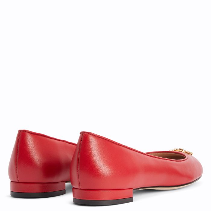 RIZIANA - Rot - Flache Schuhe