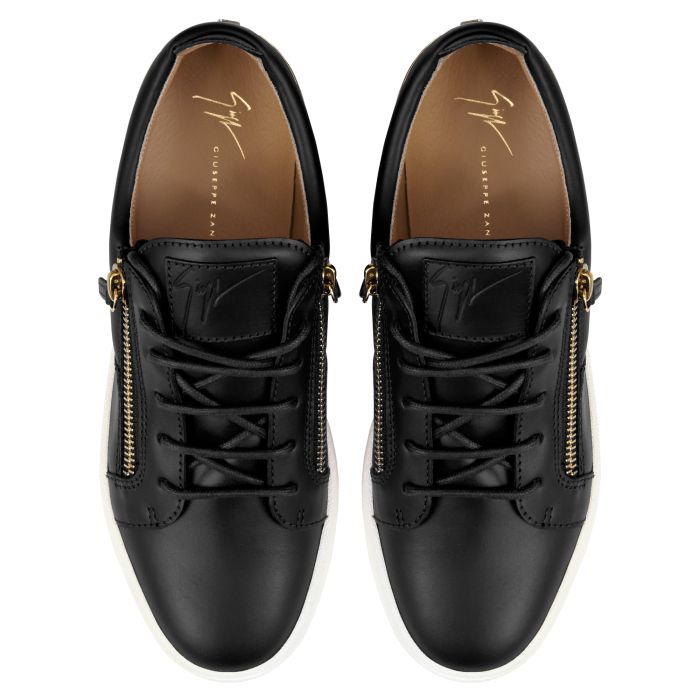 FRANKIE SHELL - Black - Low top sneakers