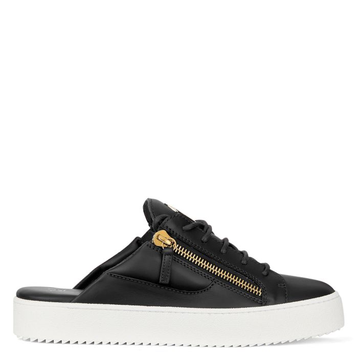 black and white giuseppe
