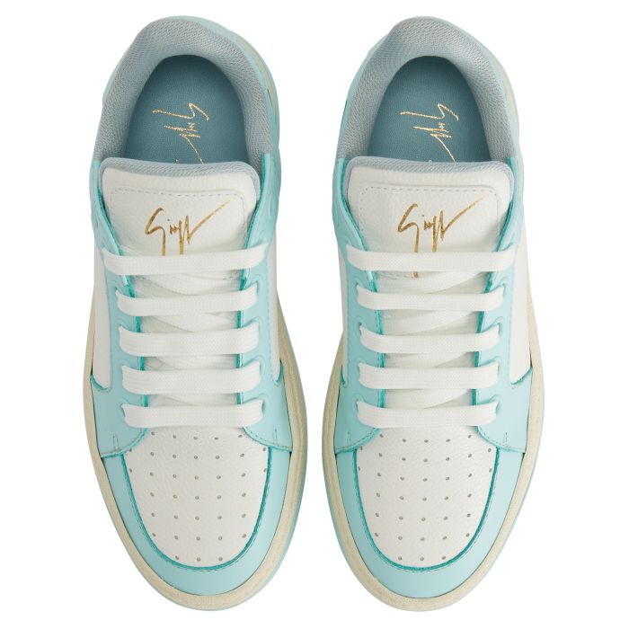 GZ94 - Light Blue - Low-top sneakers