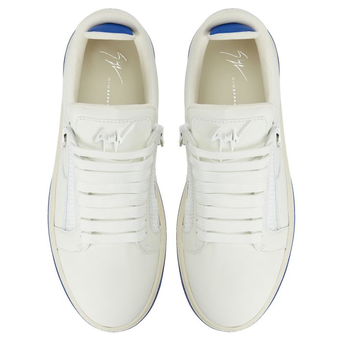 GZ94 - Blue - Low-top sneakers