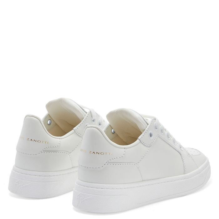 GZ94 - White - Low-top sneakers