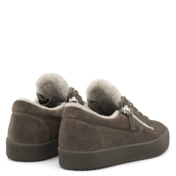 Udsøgt span Tutor FRANKIE WINTER - Low top sneakers - Brown | Giuseppe Zanotti - USA