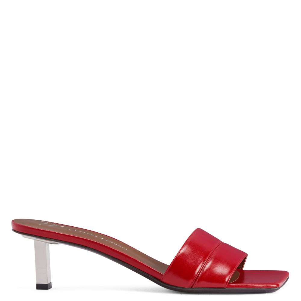 【関税込み】Giuseppe Zanotti ピンク Notturna ヒールサンダル GIUSEPPE ZANOTTI(ジュゼッペザノッティ) サンダル・ミュール