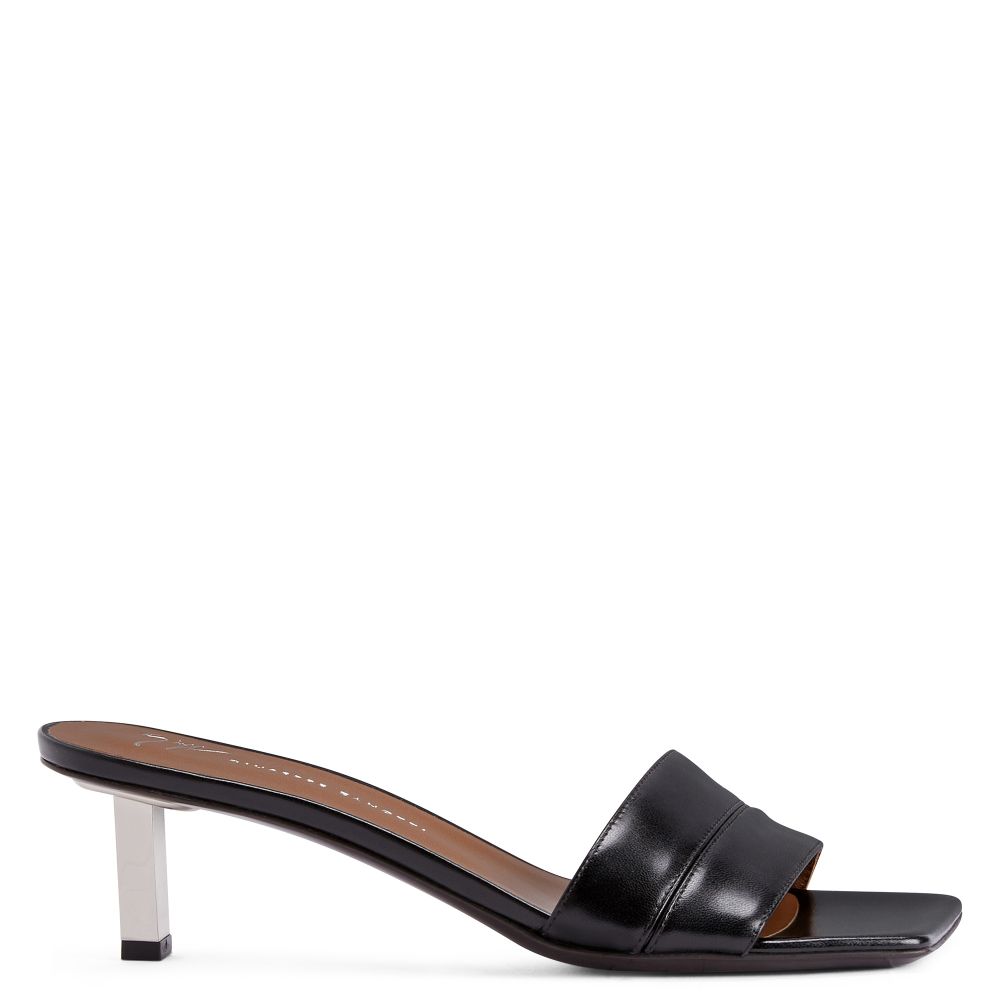 BERENYS 50: Sandals Black | Giuseppe Zanotti