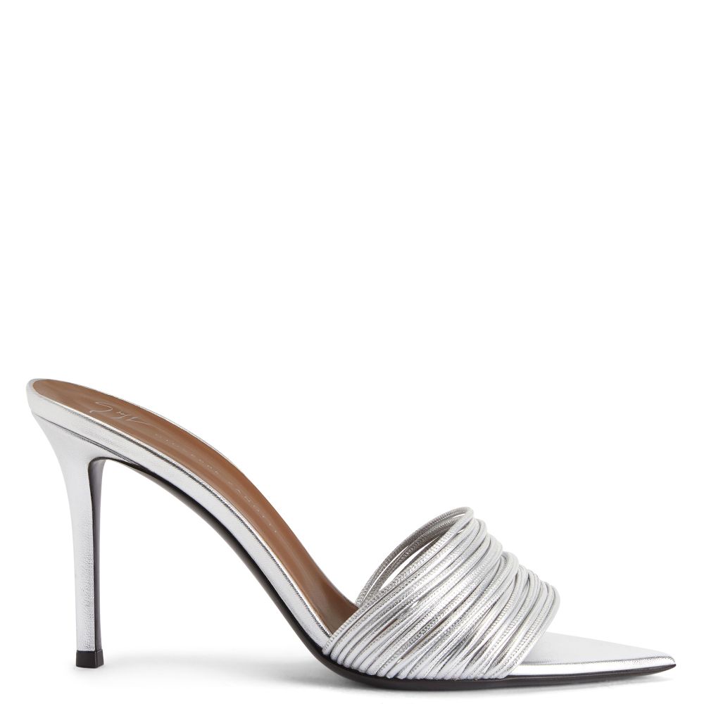 INTRIIGO CLIO 90: Sandals Silver | Giuseppe Zanotti