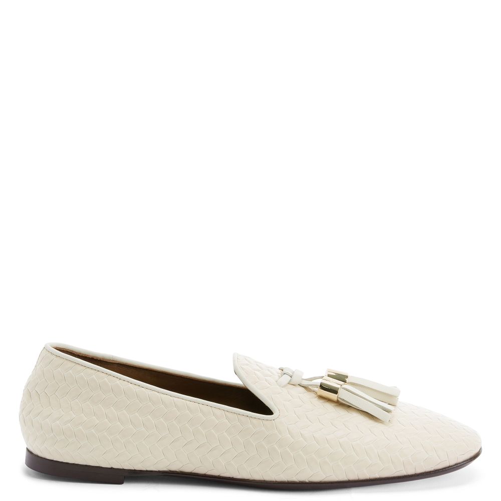 靴 Luca Grossi Tassel Loafers White Fringe Amazon.com | Luca Grossi Women's Loafers Oxford, White, 22.5