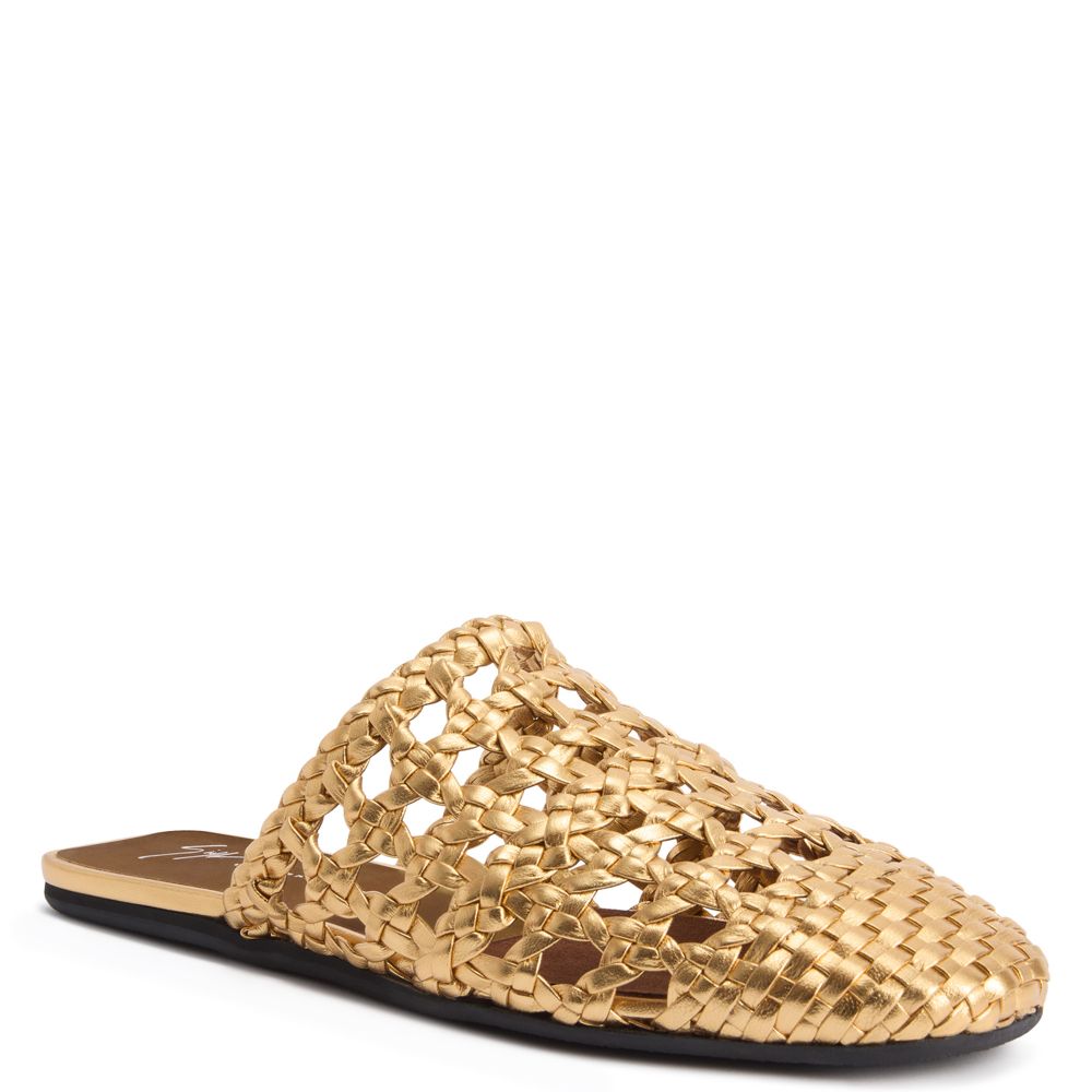 CAGE SLIPPER