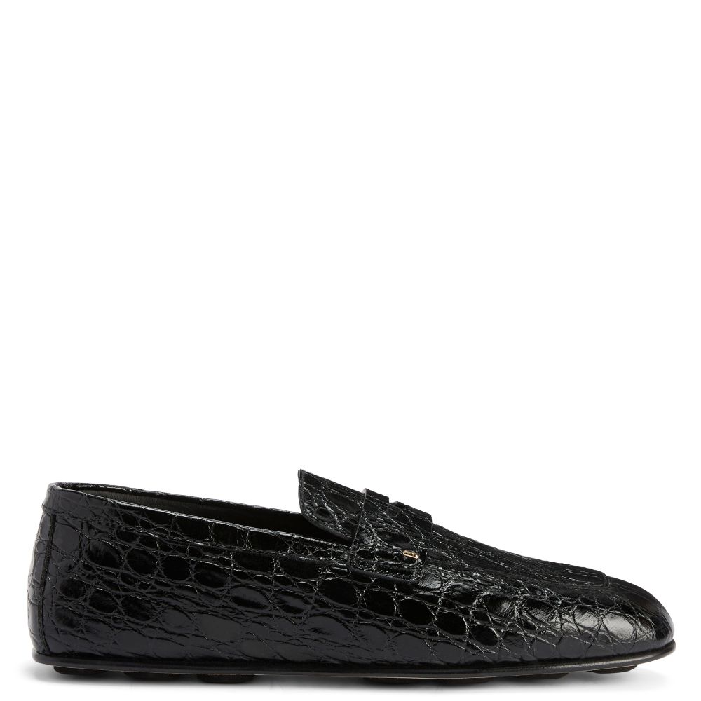 新品★Giuseppe Zanotti★COSTNER★モカシン★ローファー THE MAUI TASSELS: Loafers Beige | Giuseppe Zanotti