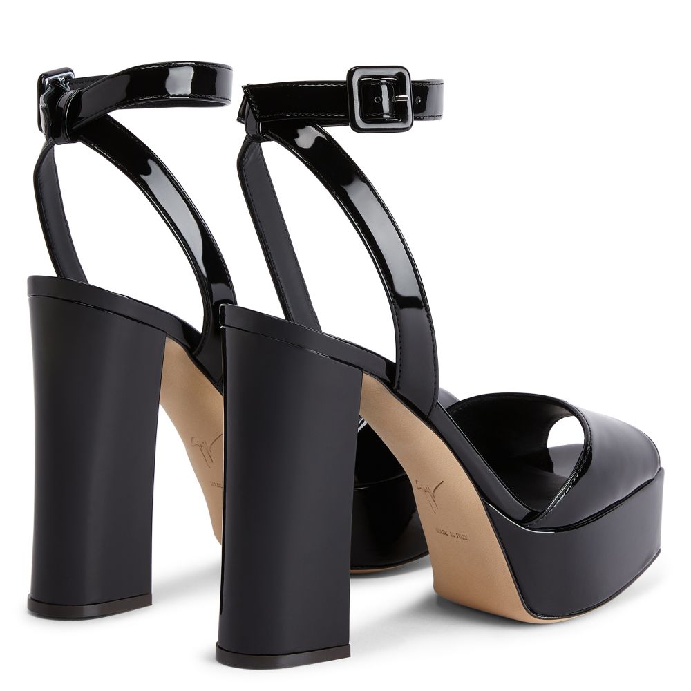 betty london sandales