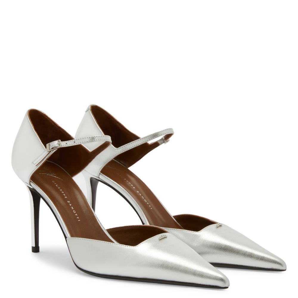 GIUSEPPE ZANOTTI】大人気シルバーカラーレザーパンプス23