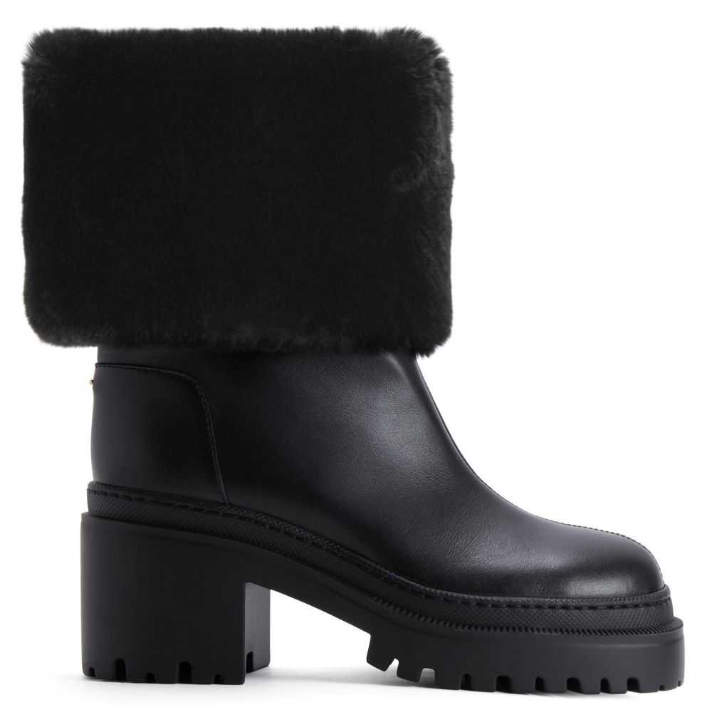 MAIRI FUR: Boots Black | Giuseppe Zanotti