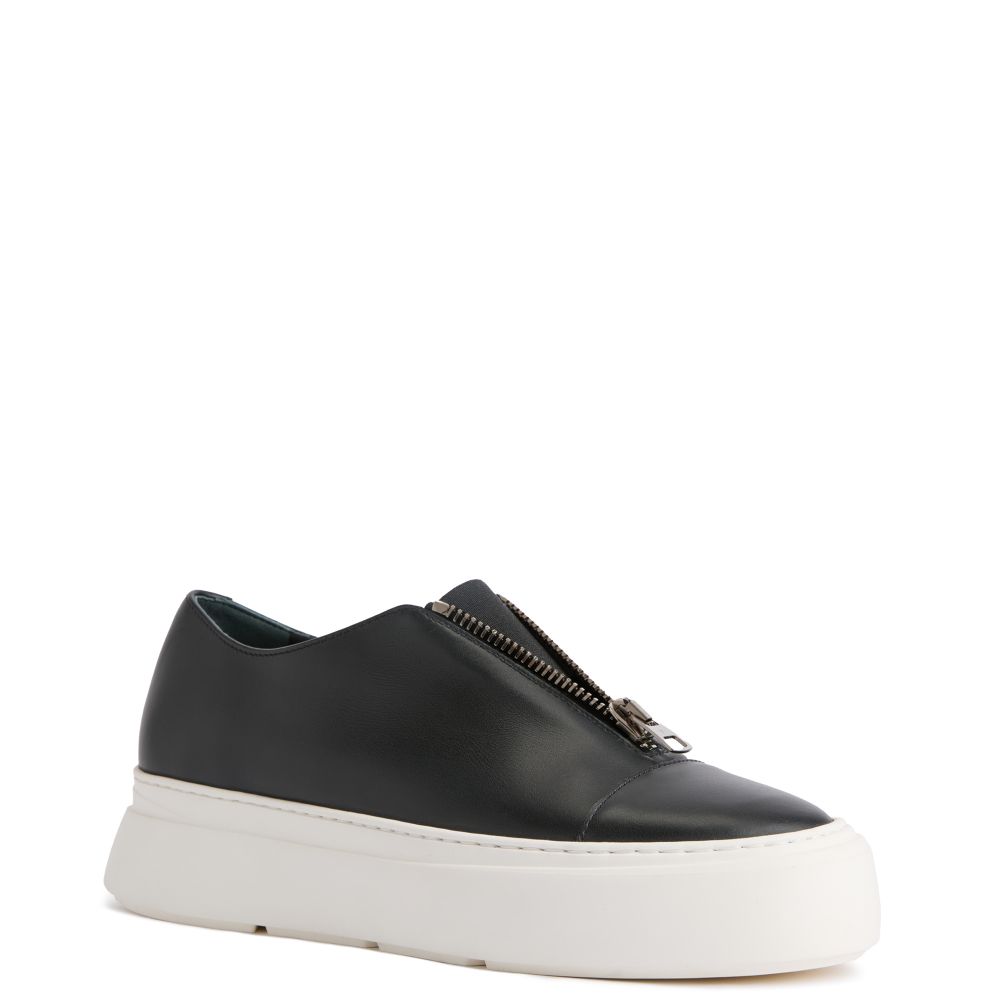 MIKE ELASTIC: Low-top sneakers Black | Giuseppe Zanotti
