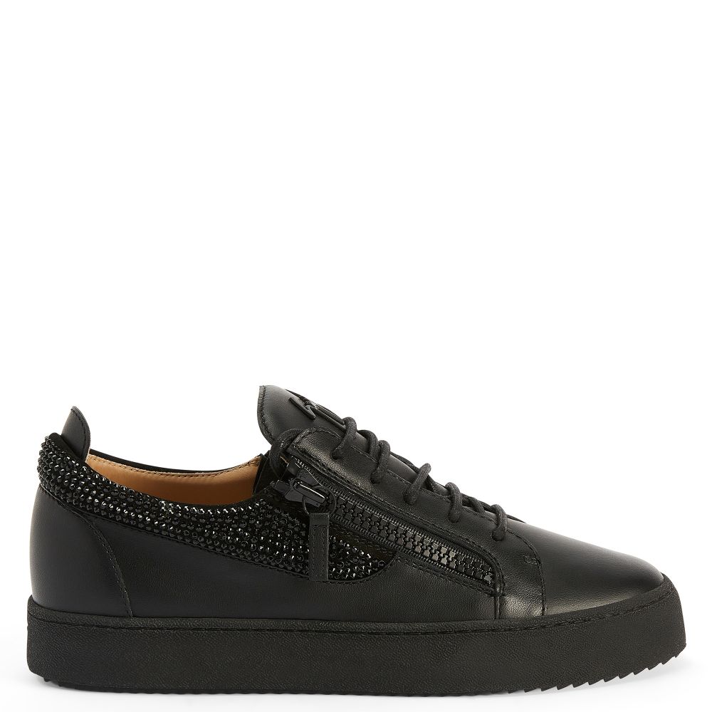 FRANKIE: Low-top sneakers Black | Giuseppe Zanotti
