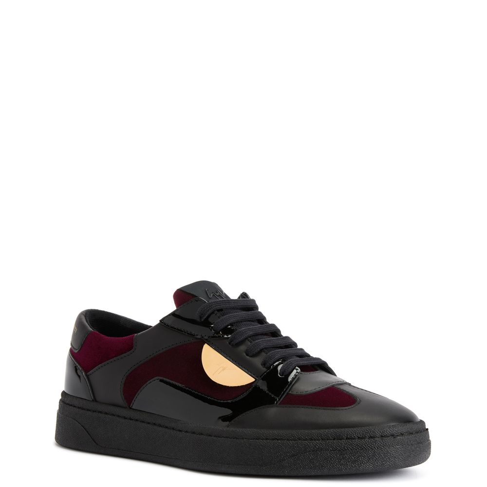 GZ94 METAL: Low-top sneakers Black | Giuseppe Zanotti