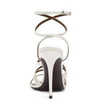 INTRIIGO CLAIRE 105