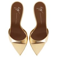 INTRIIGO 90: Sandals Gold | Giuseppe Zanotti