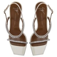 【関税込み】Valentiine Crystal 45 Sandals - Giuseppe Zanotti VALENTIINE CRYSTAL 45