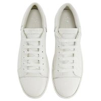 スニーカー GIUSEPPE ZANOTTI Men Sneakers RM30029001 WHITE Giuseppe Zanotti High Top Kriss White Leather Sneakers - US