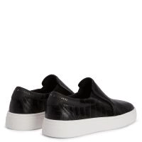 スニーカー GIUSEPPE ZANOTTI Men Sneakers RU40019REDORONERO Black FRANKIE