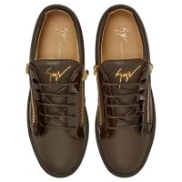 FRANKIE: Low-top sneakers Brown | Giuseppe Zanotti