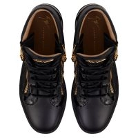 KRISS - ミッドトップ - ブラック | Giuseppe Zanotti
