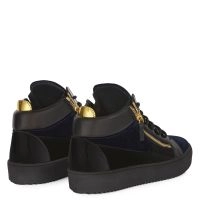 KRISS: Low-top sneakers Black | Giuseppe Zanotti