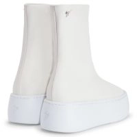 GZ LEAGUE MAXI: Boots White | Giuseppe Zanotti