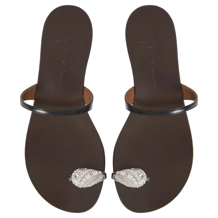 ICON RING