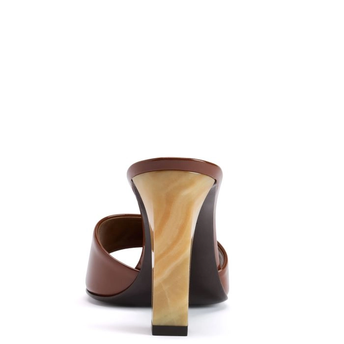 TALIA MULE 90