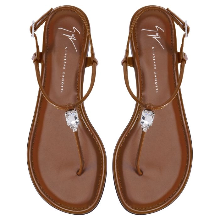 MAEEVE FLAT