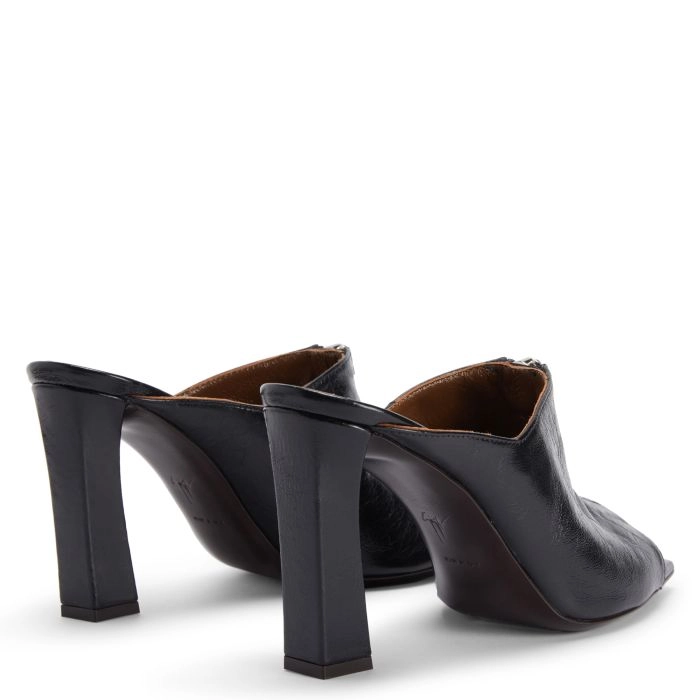 ORAINE MULE