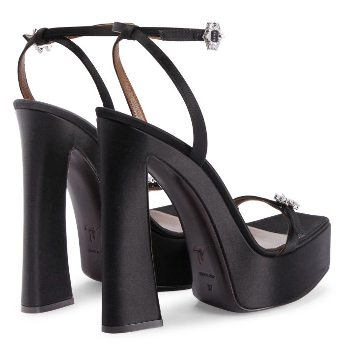 HIMARI WEDGE: Sandals Black | Giuseppe Zanotti