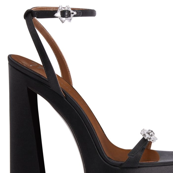 HIMARI WEDGE: Sandals Black | Giuseppe Zanotti