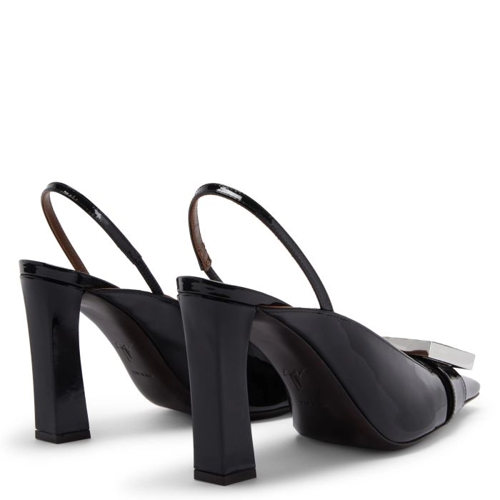 GIUSEPPE ZANOTTI 新品同様 エナメルパンプス ベルト ブラック