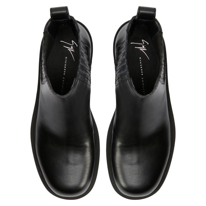 PEYEN: Boots Black | Giuseppe Zanotti