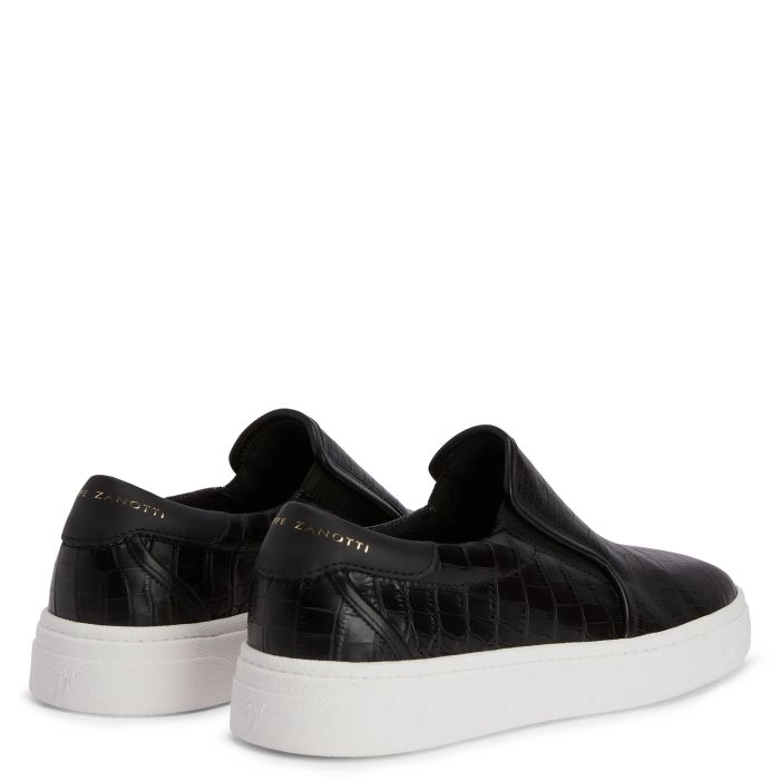 国内発送*関税込★GIUSEPPE ZANOTTI★GZ94 レザースニーカー 国内発送*関税込☆GIUSEPPE ZANOTTI☆GZ94 レザースニーカー