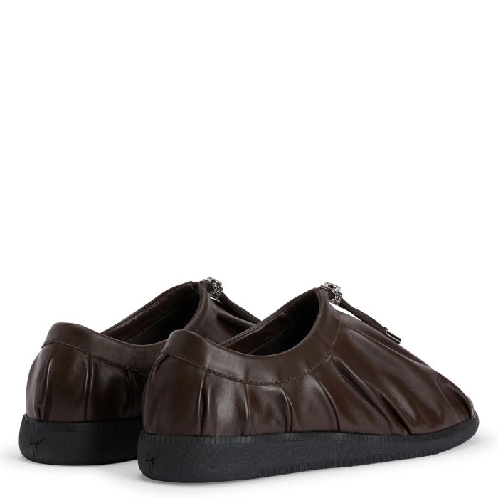 シューズ TRU - TENACI - SOFT GRAND - BLACK TRU TENACI - Soft Ground - Performance Footwear for Soccer